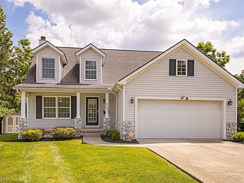 1st image of 25660 Edgecliff Dr