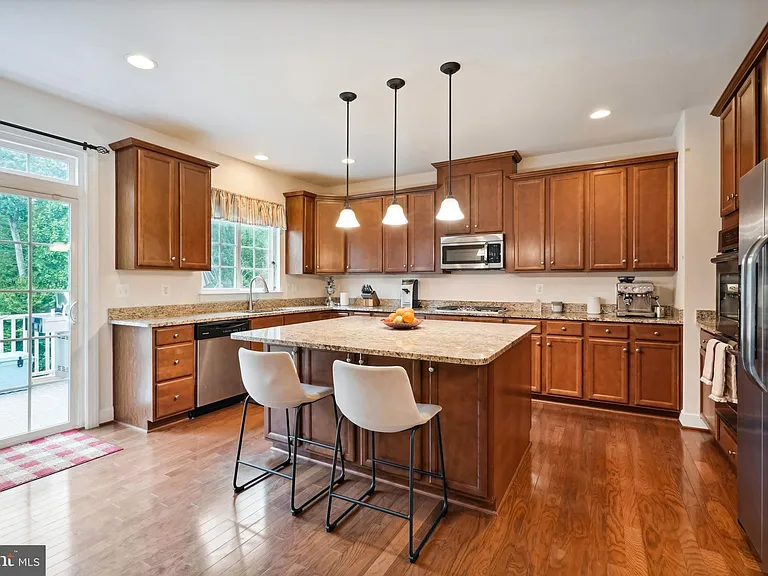 16608 Danridge Manor Dr — Photo 5