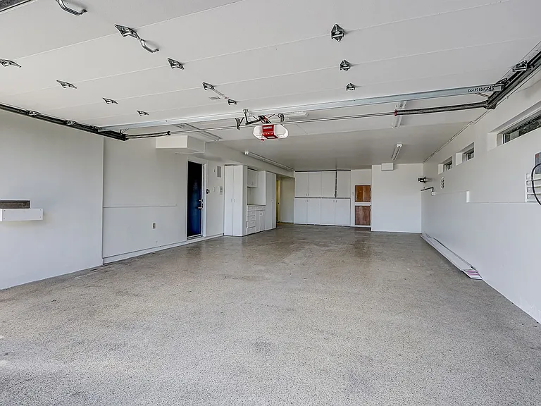 204 N Poinsettia Ave — Photo 46