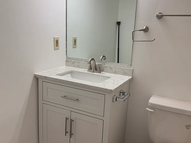 1108 Palmerton Dr — Photo 27