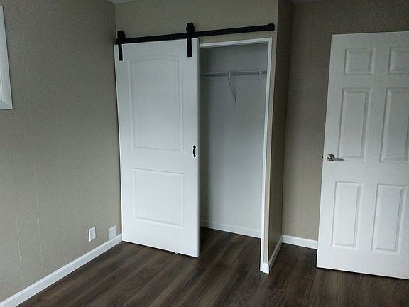 4th image of 59641 Garver Ave