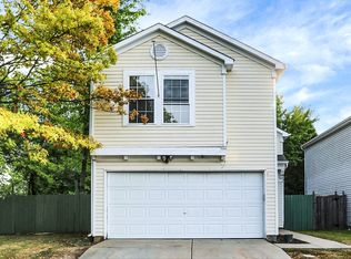 1083 Crescent Dr, Greenwood, IN