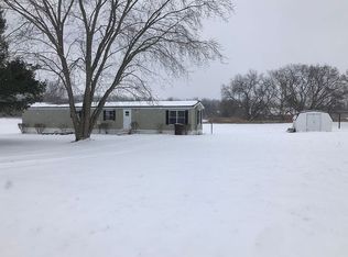 5415 Beaver Dr, Sheridan, MI 48884