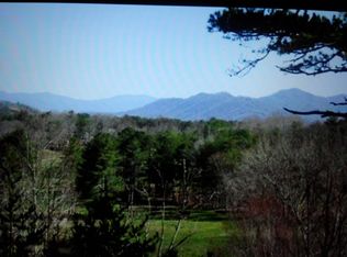 890 Golf Course Cir, Murphy, NC 28906