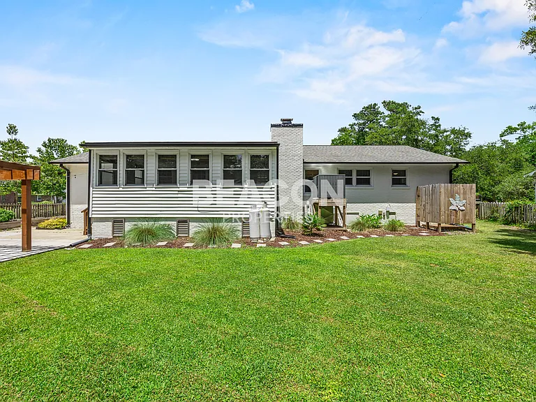 406 W Blackbeard Rd — Photo 18