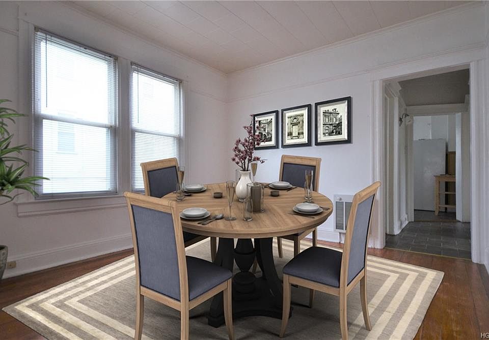 1st image of 117 Greenvale Ave #1
