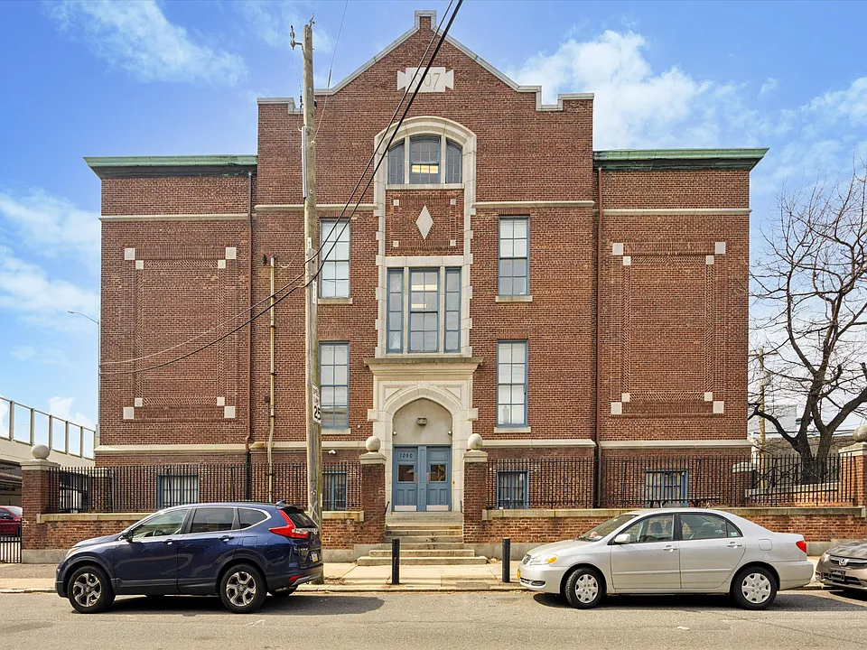 Chandler Apartments
