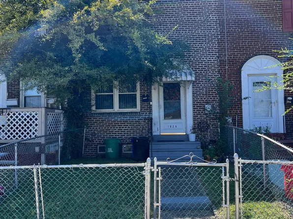 1028 Collings Rd, Camden, NJ 08104