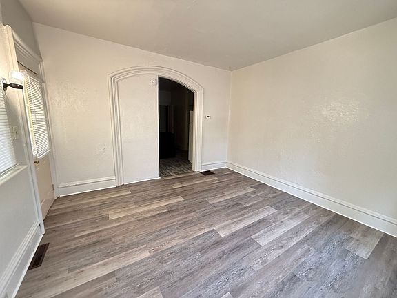 4th image of 313 W Ganson St APT 1