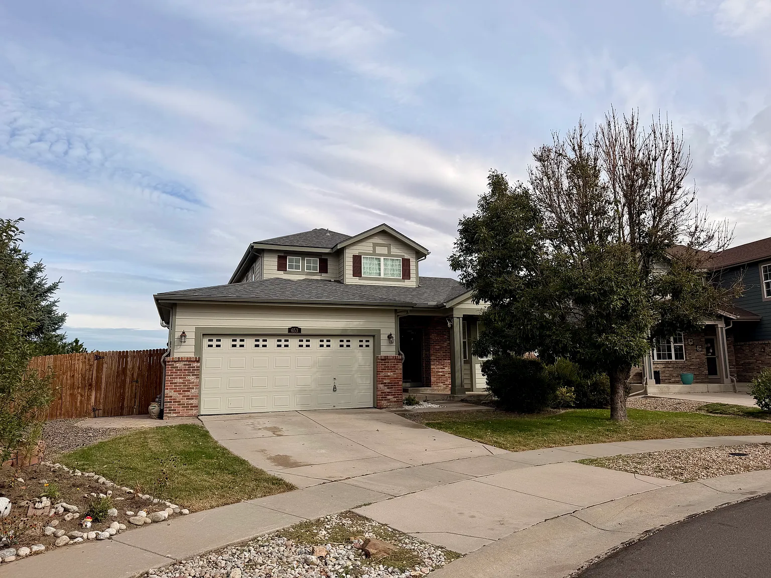 6 bed, 3556 sqft, $5,000 — Photo 1