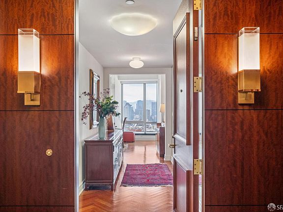 5th image of 765 Market St APT 22G