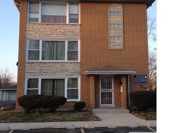 3rd image of 1860 State St APT 2E