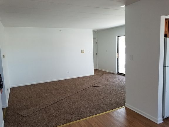 4th image of 6329 175th St APT 2N