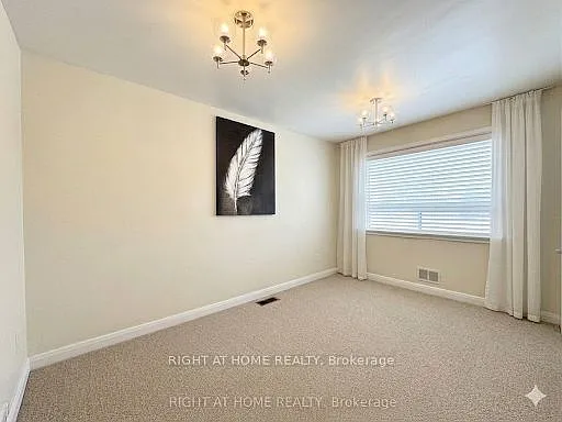 57 Wilstead Dr #MAIN FLOOR — Photo 12