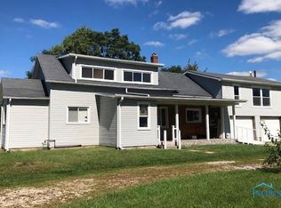 426 Caldwell St, Bradner, OH 43406