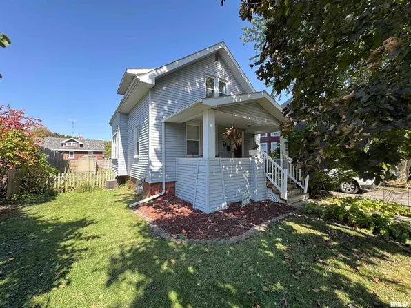 1521 E Losey St, Galesburg, IL 61401