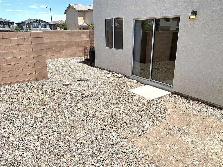 701 Spotted Eagle St — Photo 31