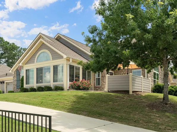 136 Cornerstone Ct #36, Bessemer, AL 35022
