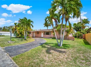 1635 SW 71st Pl, Miami, FL 33155