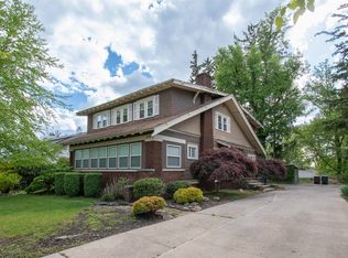 406 S Main St, Kendallville, IN