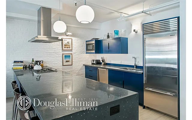 Rented by Douglas Elliman | media 14