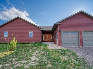 21 Dawn Dr, Gillette, WY 82716