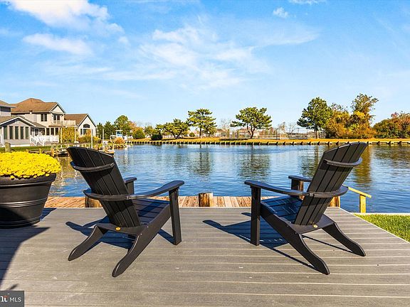 3rd image of 61 Grand Port Rd