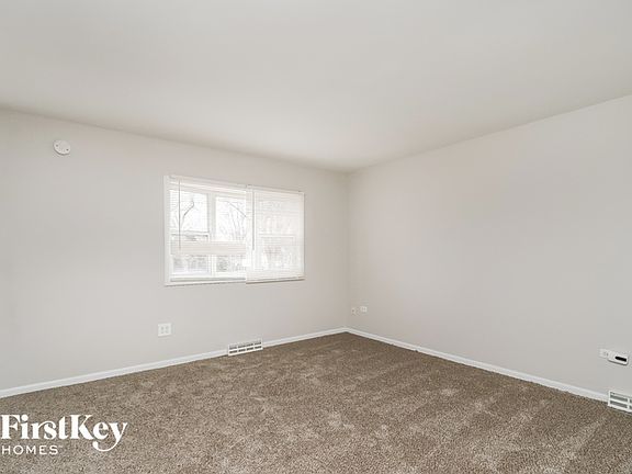 3rd image of 1626 Brentwood Dr