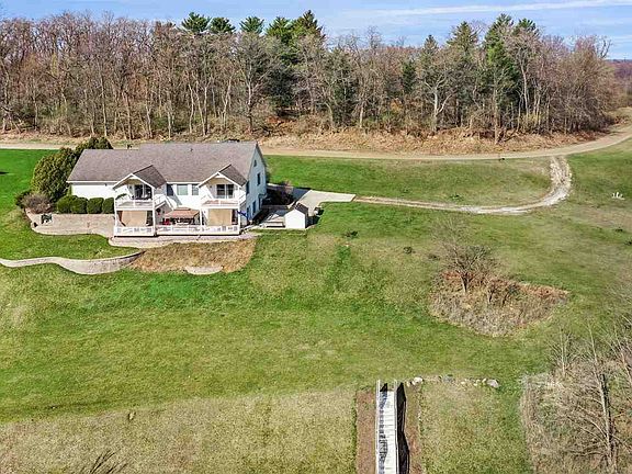 3rd image of 11455 Brighton Hwy