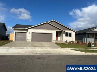 1357 Lana Dr, Woodburn, OR 97071