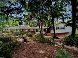 1200 Glen Eden Dr, Raleigh, NC 27612