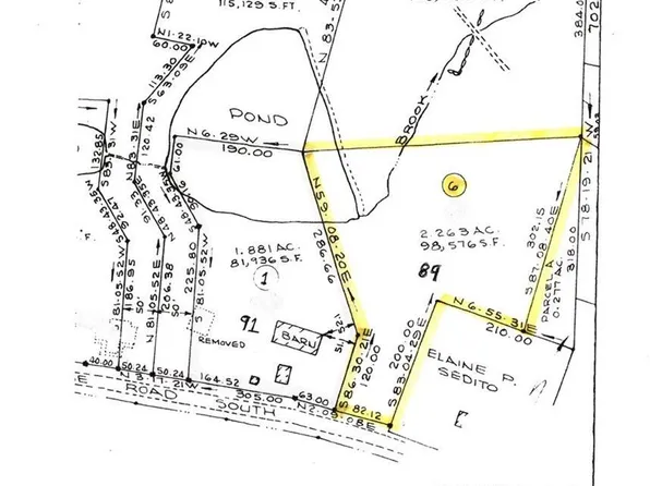 89 Obtuse Road South, Brookfield, CT 06804