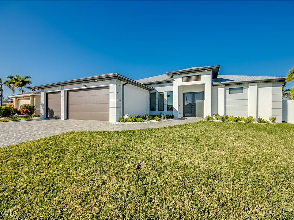 1st image of 4222 SW 14th Pl