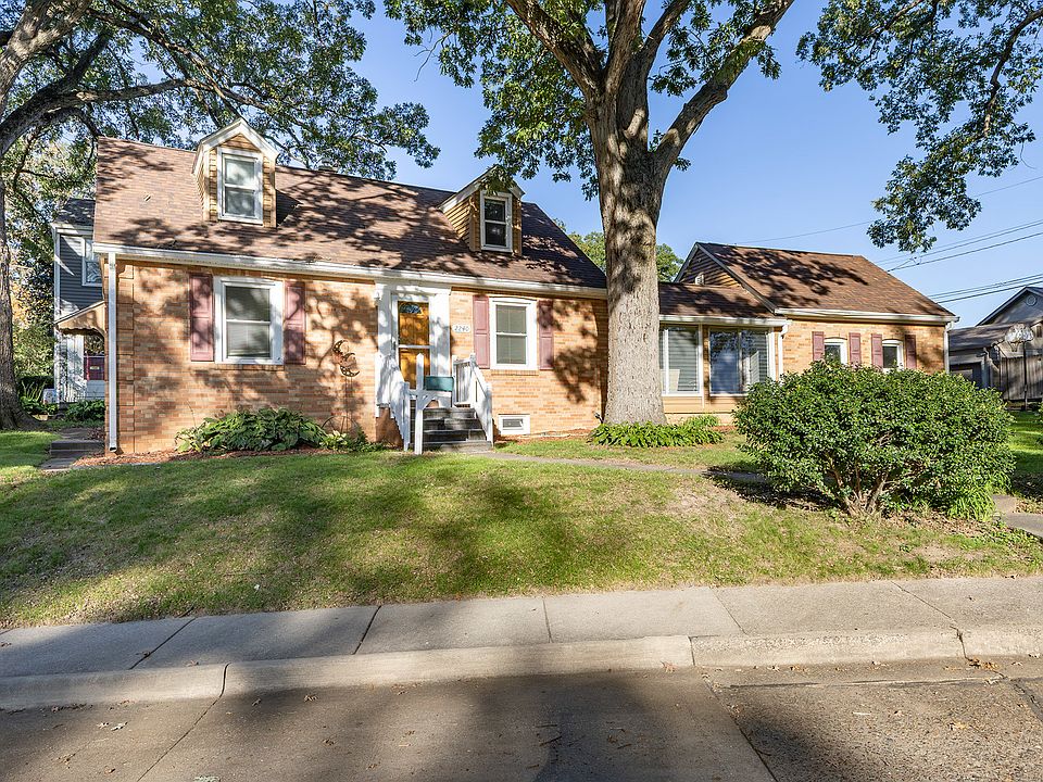 1st image of 2240 26th St