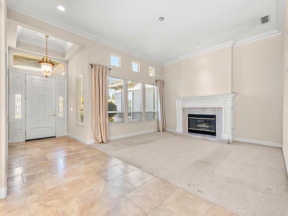 5th image of 8500 Bishop Creek Cir