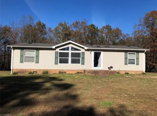 200 Abbott Ln, Lowgap, NC 27024