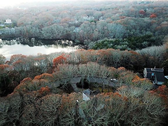 2nd image of 44 Rock Ridge Rd