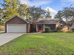 806 Hickory St, Ellisville, MS 39437