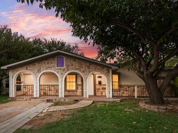 114 Tarrant Dr, Euless, TX 76039
