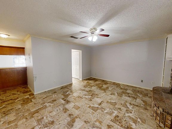 4th image of 6216 Sandlin Ave