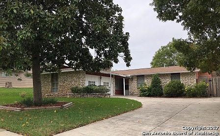 1st image of 111 Whitecliff Dr