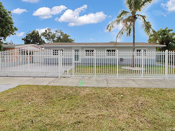 3rd image of 11740 SW 182nd Ter #11740