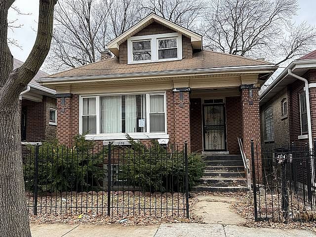 1st image of 1134 N Leclaire Ave