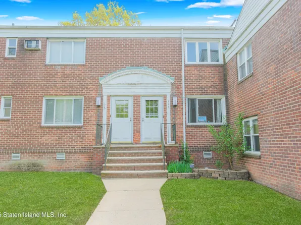 176 Arlo Rd #A, Staten Island, NY 10301