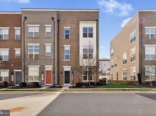 42649 Aden Ter, Ashburn, VA 20148