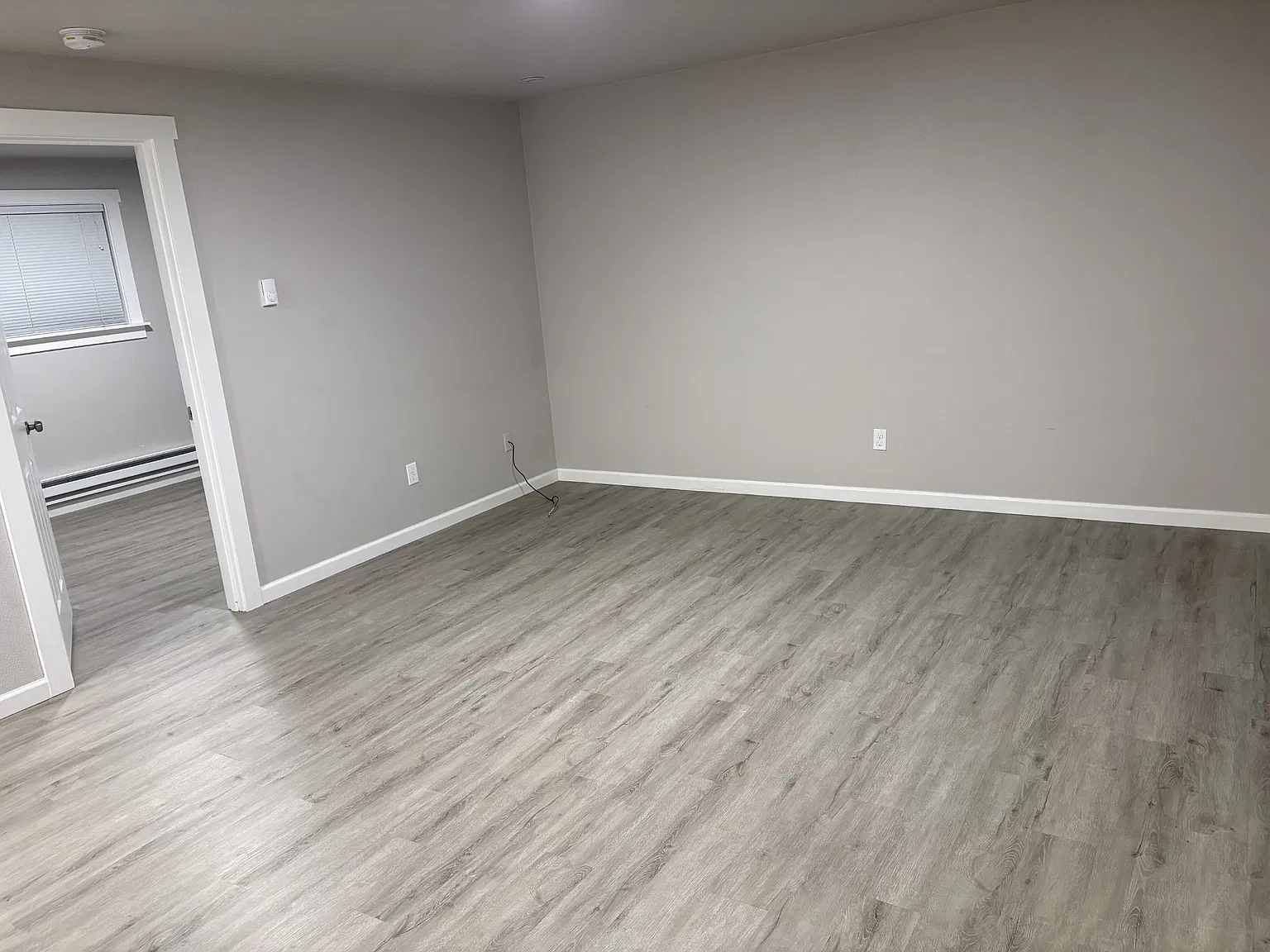 1 bed, 490 sqft, $1,305 — Photo 2