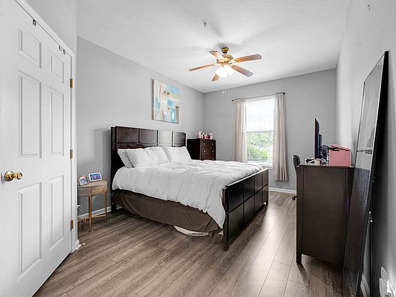 4th image of 7801 Point Meadows Dr Unit 4101