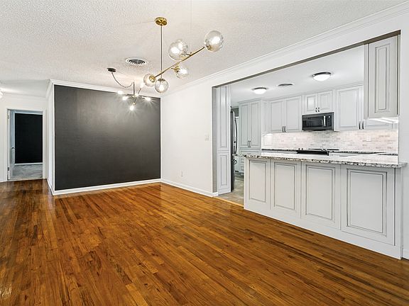5th image of 1126 Warden St