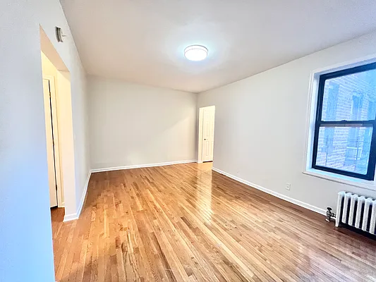 Rented by A&E Real Estate Management | media 3