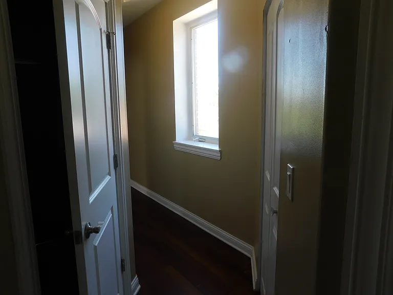 1612 N Nagle Ave #3 — Photo 8